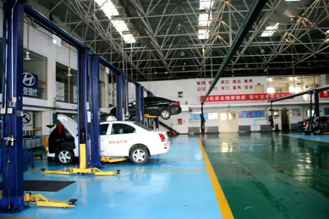 北京时新汽车修理厂荣获“北京市诚信创建企业”称号，引领汽车零配件服务新风尚