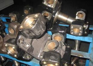 供应汽车转向节 详解1069B、1060、140等型号在汽摩配件中的应用